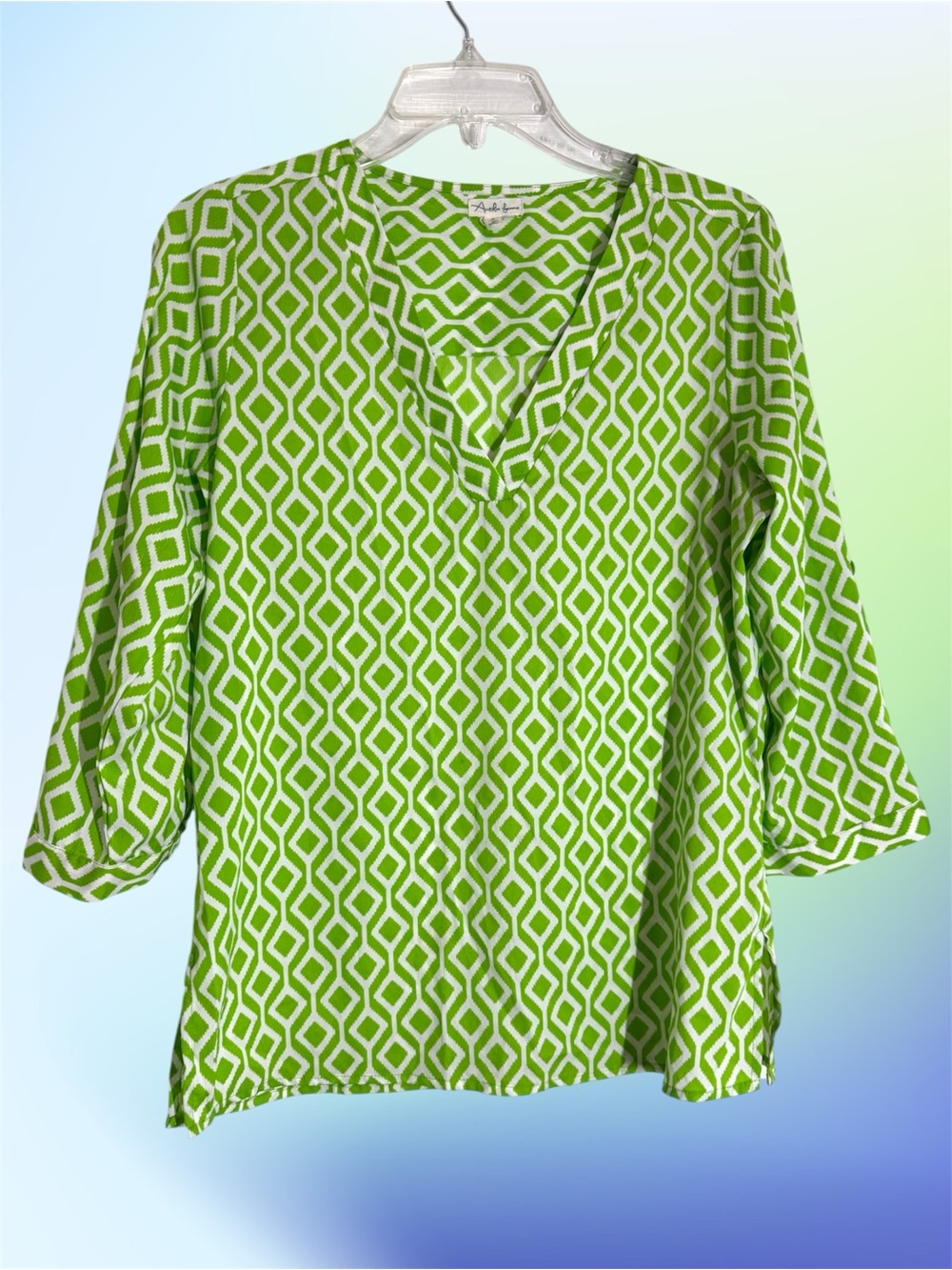 Antilia Femme Lime Green and White Geometric V Neck 3/4 Sleeve Tunic S